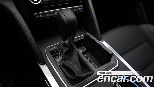 Renault Korea SM6 2.0 LPe LE 2023 — фото 9