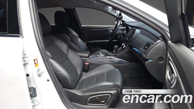 Renault Korea SM6 2.0 LPe LE 2023 — фото 11