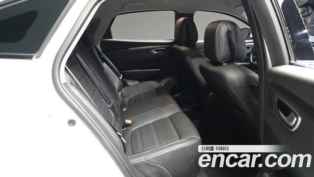 Renault Korea SM6 2.0 LPe LE 2023 — фото 12