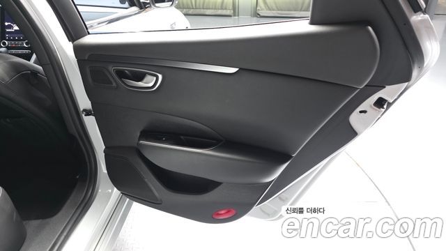 Renault Korea SM6 2.0 LPe LE 2023 — фото 25