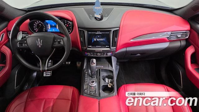 Maserati Levante 3.0 AWD GranSport 2019 — фото 7
