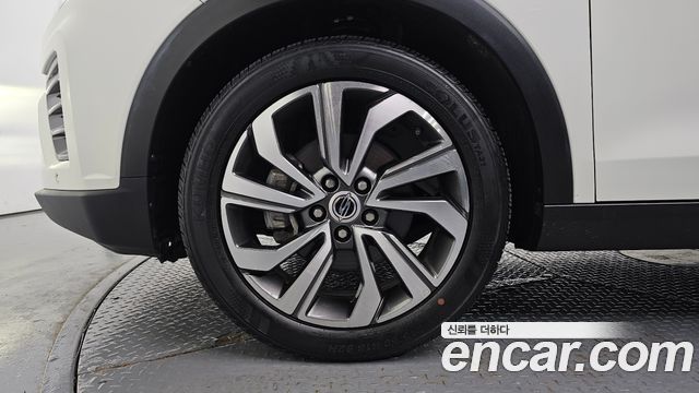 KG Mobility (SsangYong) Very New Tivoli Gasoline 1.5 2WD UPBEAT 2022 — фото 5