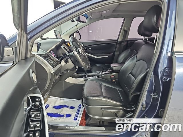 KG Mobility (SsangYong) Korando C 2.0 CVT 2WD High-Deluxe 2014 — фото 15
