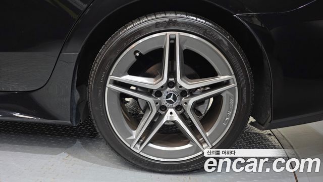 Mercedes-Benz CLS-Class (C257) CLS300d AMG Line 2020 — фото 21