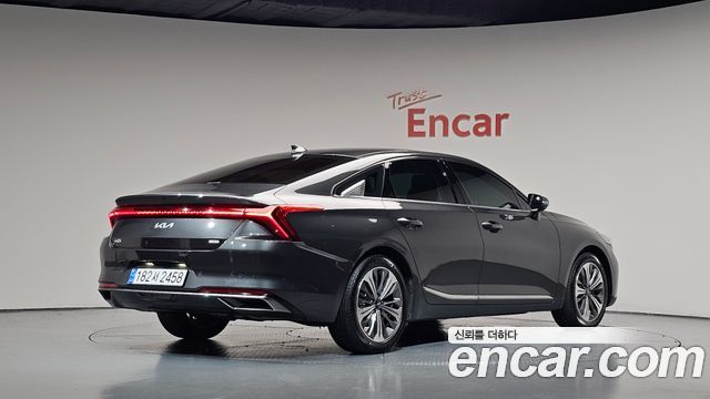 Kia K8 Hybrid Signature 2022 — фото 2