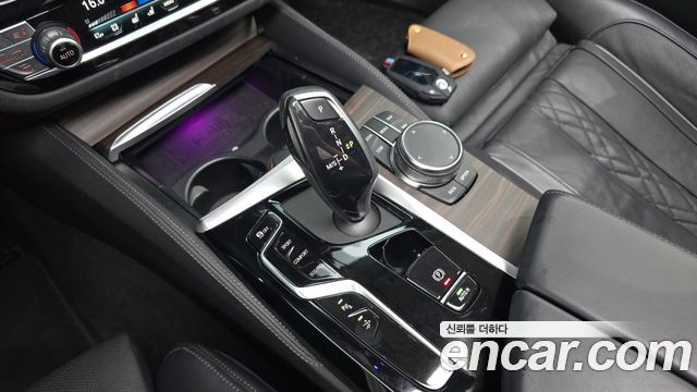 BMW 6 Series GT (G32) 620d Luxury 2023 — фото 9