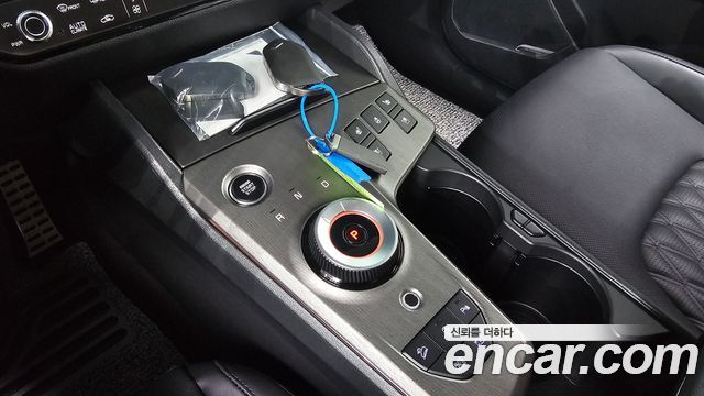 Kia Sportage (V) Gasoline 1.6 Turbo 2WD Signature 2026 — фото 9