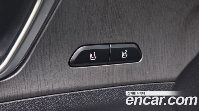 Kia Sportage (V) Gasoline 1.6 Turbo 2WD Signature 2026 — фото 17