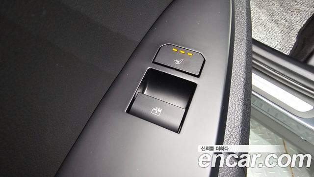 Kia Sportage (V) Gasoline 1.6 Turbo 2WD Signature 2026 — фото 31