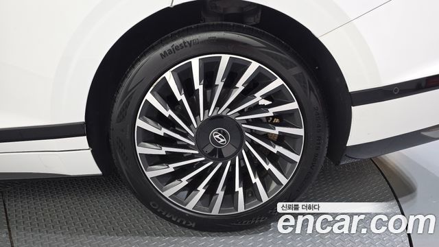Hyundai Grandeur Hybrid (GN7) Calligraphy 2024 — фото 27