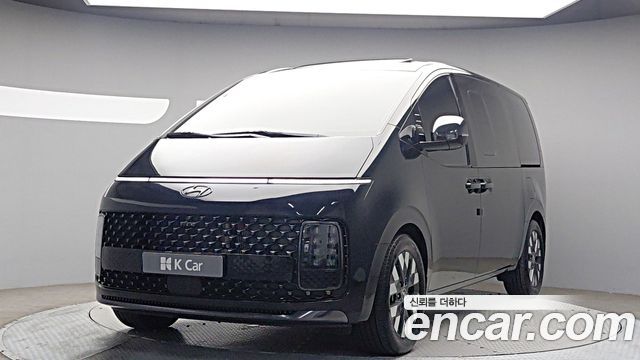 Hyundai Staria Lounge 9-Seater Prestige