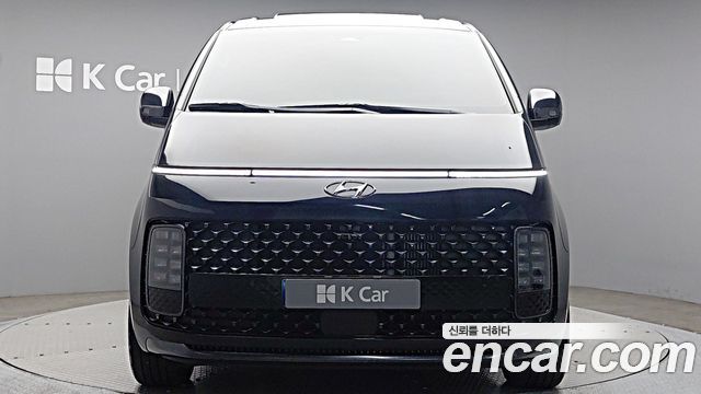 Hyundai Staria Lounge 9-Seater Prestige 2023 — фото 4