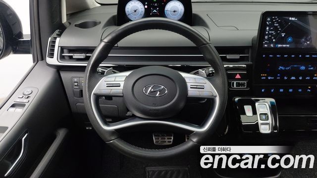 Hyundai Staria Lounge 9-Seater Prestige 2023 — фото 7