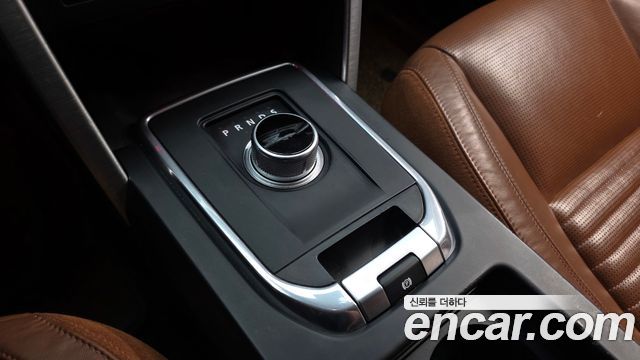 Land Rover Discovery Sport 2.0 TD4 HSE Luxury 2016 — фото 9