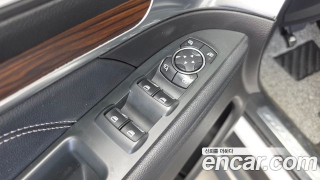 Ford Explorer 3.5 Limited 4WD 5th 2017 — фото 36