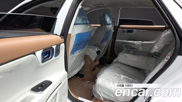 Hyundai Grandeur (GN7) 2.5 Gasoline  2WD Premium 2027 — фото 11