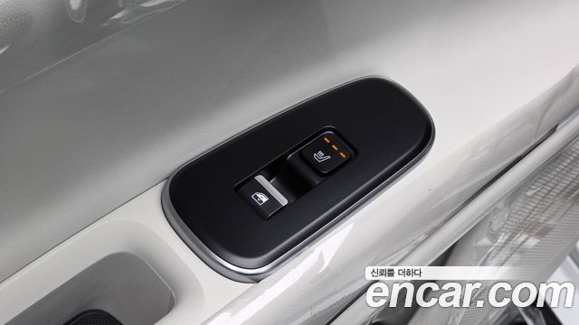 Hyundai Grandeur (GN7) 2.5 Gasoline  2WD Premium 2027 — фото 17