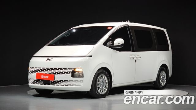 Hyundai Staria Cargo 3-Seater Modern 2023 — фото 1