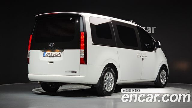 Hyundai Staria Cargo 3-Seater Modern 2023 — фото 2