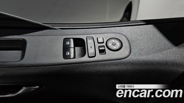 Hyundai Staria Cargo 3-Seater Modern 2023 — фото 35