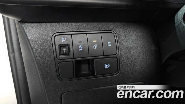 Hyundai Staria Cargo 3-Seater Modern 2023 — фото 36
