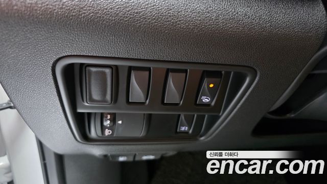 Renault Korea QM6 2.0 LPe RE 2WD 2025 — фото 17