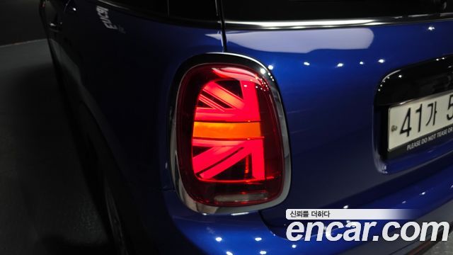 MINI Cooper Standard Third Generation 2019 — фото 29