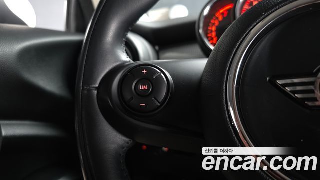 MINI Cooper Standard Third Generation 2019 — фото 38