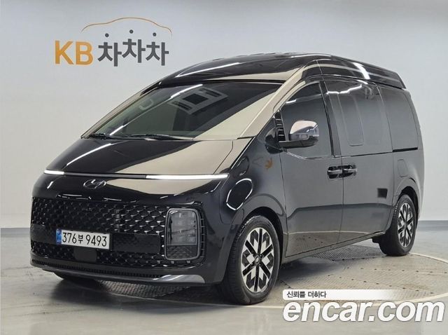 Hyundai Staria 4WD Lounge 9-Seater Limousine 2023 — фото 1