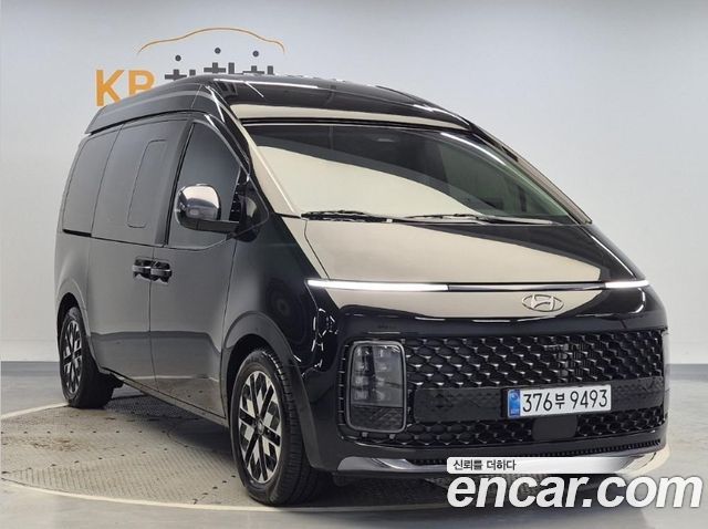 Hyundai Staria 4WD Lounge 9-Seater Limousine 2023 — фото 4