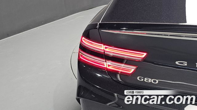 Genesis G80 (RG3) Gasoline 2.5 Turbo AWD 2026 — фото 23