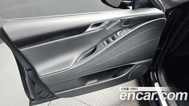 Genesis G80 (RG3) Gasoline 2.5 Turbo AWD 2026 — фото 24