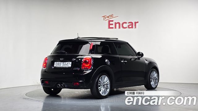 MINI Cooper S Standard Third Generation 2018 — фото 2