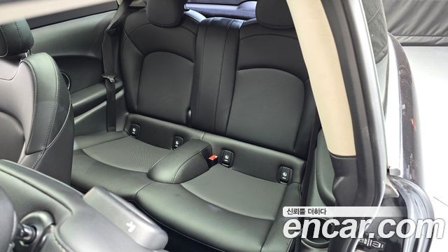 MINI Cooper S Standard Third Generation 2018 — фото 15