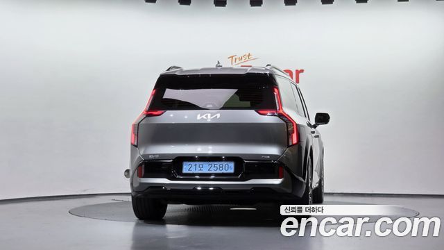 Kia EV9 Long Range 4WD GT Line 2024 — фото 4