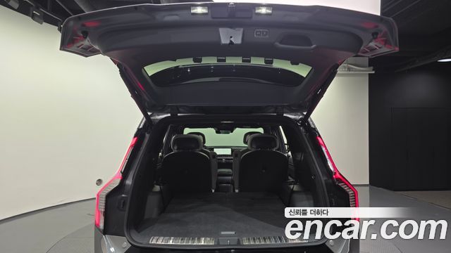 Kia EV9 Long Range 4WD GT Line 2024 — фото 24