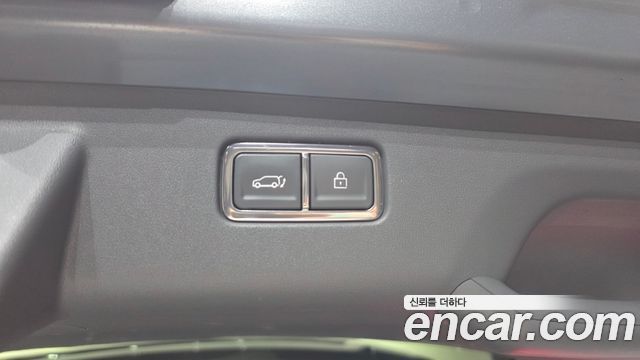 Kia EV9 Long Range 4WD GT Line 2024 — фото 38