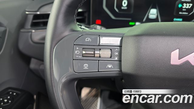 Kia EV9 Long Range 4WD GT Line 2024 — фото 39