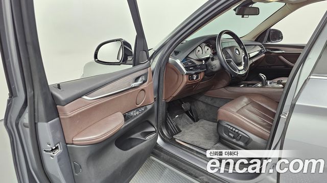 BMW X5 (F15) xDrive 30d 2015 — фото 10