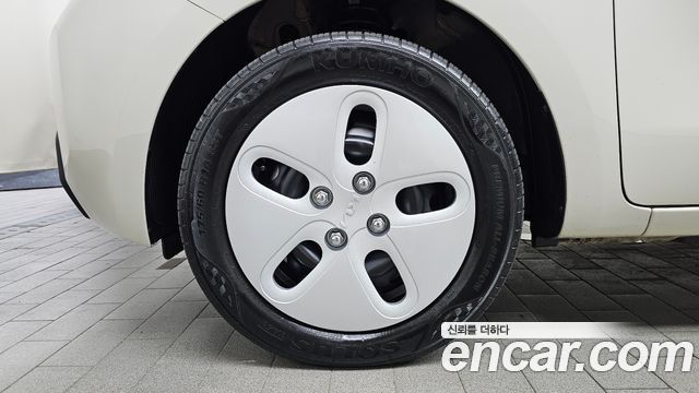 Kia Ray EV Van 2-Seater AIr 2024 — фото 5