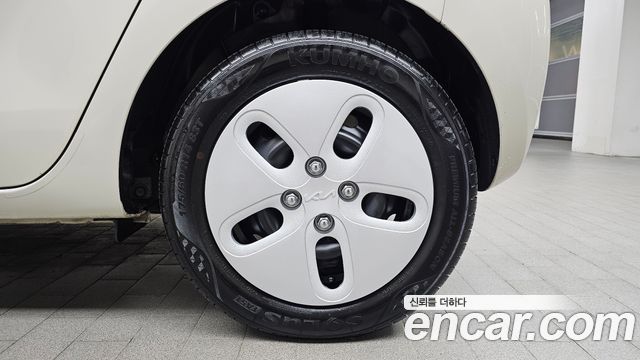 Kia Ray EV Van 2-Seater AIr 2024 — фото 21