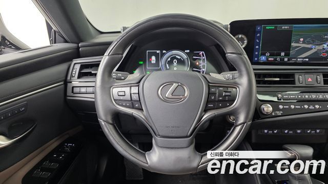 Lexus ES300h (VII) Luxury Plus 2026 — фото 12