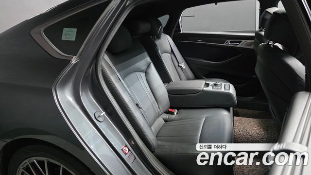 Genesis G80 3.3 GDI AWD Premium Luxury 2019 — фото 11