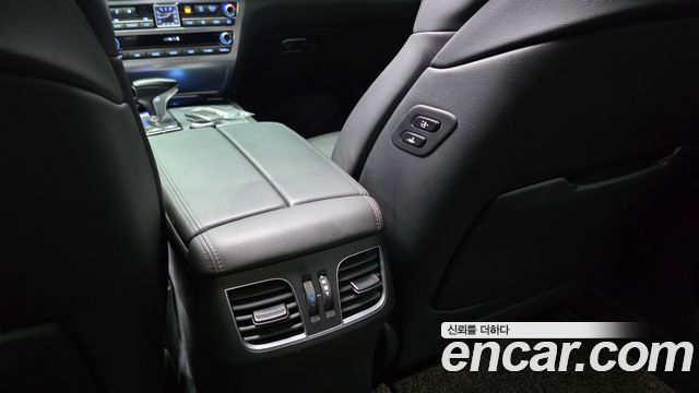 Genesis G80 3.3 GDI AWD Premium Luxury 2019 — фото 20