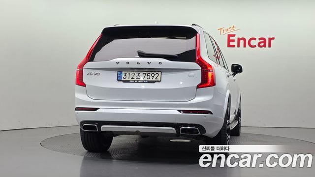 Volvo XC90 (II) T8 R-Design Hybrid 2021 — фото 4