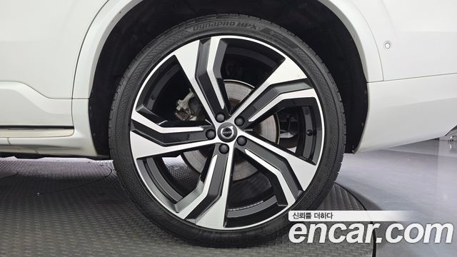 Volvo XC90 (II) T8 R-Design Hybrid 2021 — фото 21