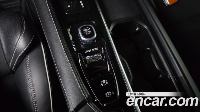 Volvo XC90 (II) T8 R-Design Hybrid 2021 — фото 30