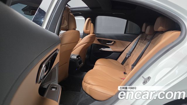 Mercedes-Benz E-Class (W214) E200 Avantgarde 2025 — фото 12