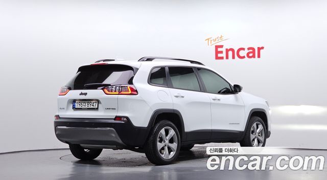 Jeep Cherokee (KL) 2.4 Limited AWD 2022 — фото 2