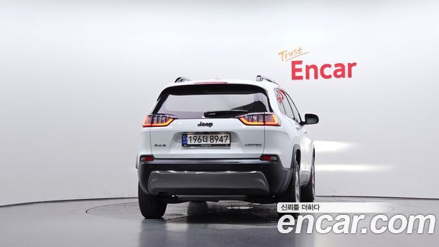 Jeep Cherokee (KL) 2.4 Limited AWD 2022 — фото 4